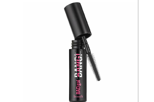 Free Benefit Mascara